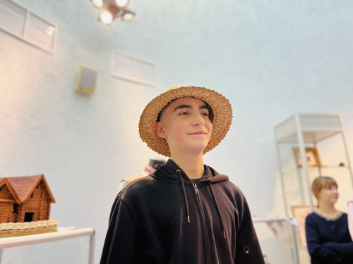 Посещение музея истории НДЦ «Зубренок» Посещение музея истории НДЦ «Зубренок»