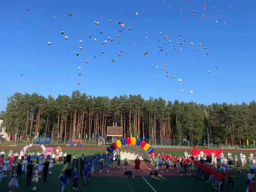 С ДНЕМ РОЖДЕНИЯ, «ЗУБРЕНОК»!