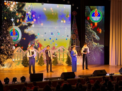 Праздник открытия новогодней смены