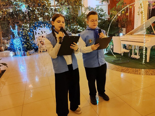 Литературно-музыкальная гостиная «Женщина – хранительница света»