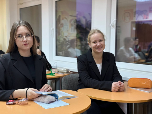 Школьные будни зубрят