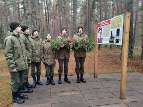 Память благодарных сердец Память благодарных сердец