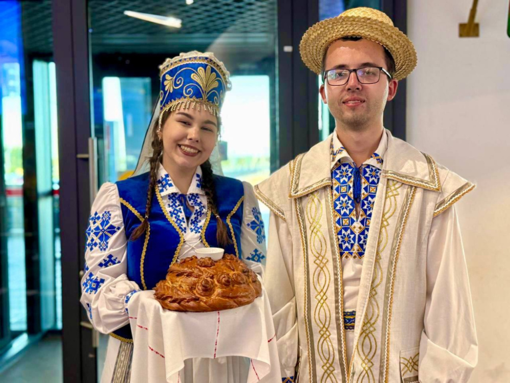 Беларусь + Кыргызстан + Узбекистан = дружба