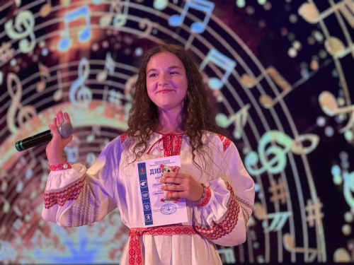 «Звезды покоряют «Зубрёнок»