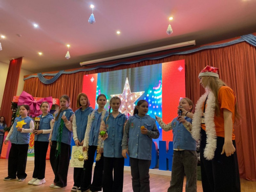 Презентация отрядов «Зимнее знакомство» Презентация отрядов «Зимнее знакомство»