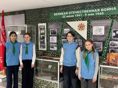 В НДЦ «Зубренок» продолжается знакомство с военно-патриотическим клубом «Зарница»