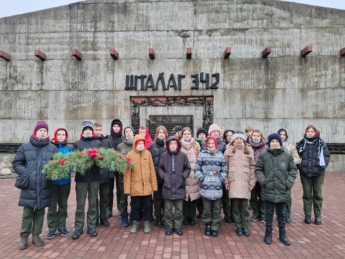 ЗНАКОМСТВО С ВОЕННЫМ ДЕЛОМ