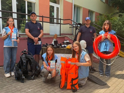 В ЦЕНТРЕ ВНИМАНИЯ — ДЕТИ! В ЦЕНТРЕ ВНИМАНИЯ — ДЕТИ!