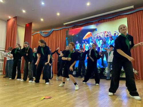 Конкурс инсценированной песни «Найдем ноябрь вместе»