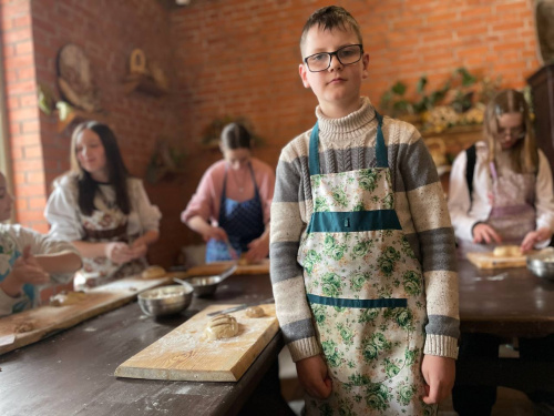 Путешествие в деревню Наносы: экскурсия "Вкусные секреты" Путешествие в деревню Наносы: экскурсия "Вкусные секреты"