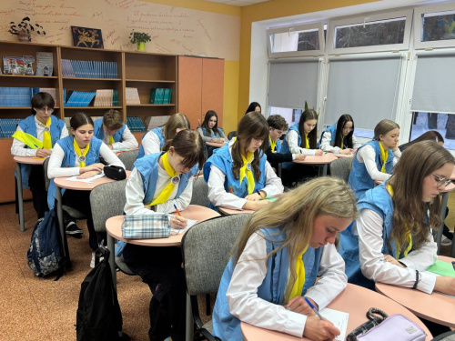 Образовательный компонент смены «В центре внимания – человек труда»