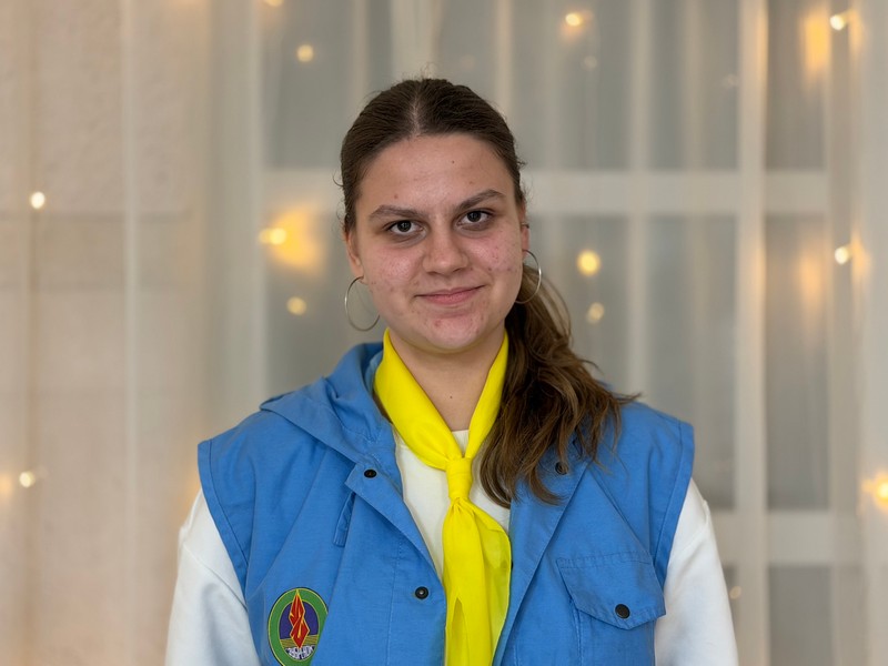 Денуть Милана