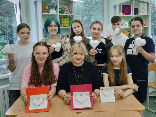 Творческие итоги третей летней смены во Дворце детского творчества Творческие итоги третей летней смены во Дворце детского творчества