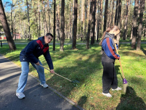 Трудовая акция «За чистый «Зубренок» Трудовая акция «За чистый «Зубренок»