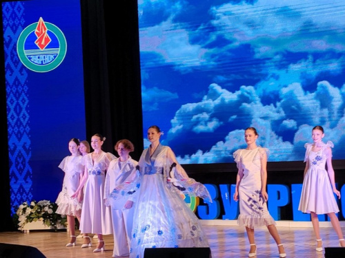 27 марта в НДЦ "Зубренок" продолжается республиканский конкурс "Юные таланты Беларуси"