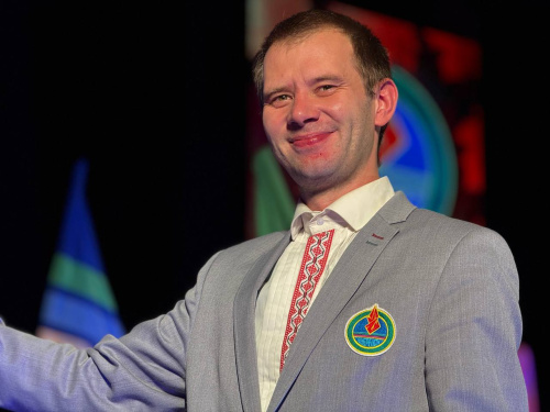 Дружно, весело и ярко!